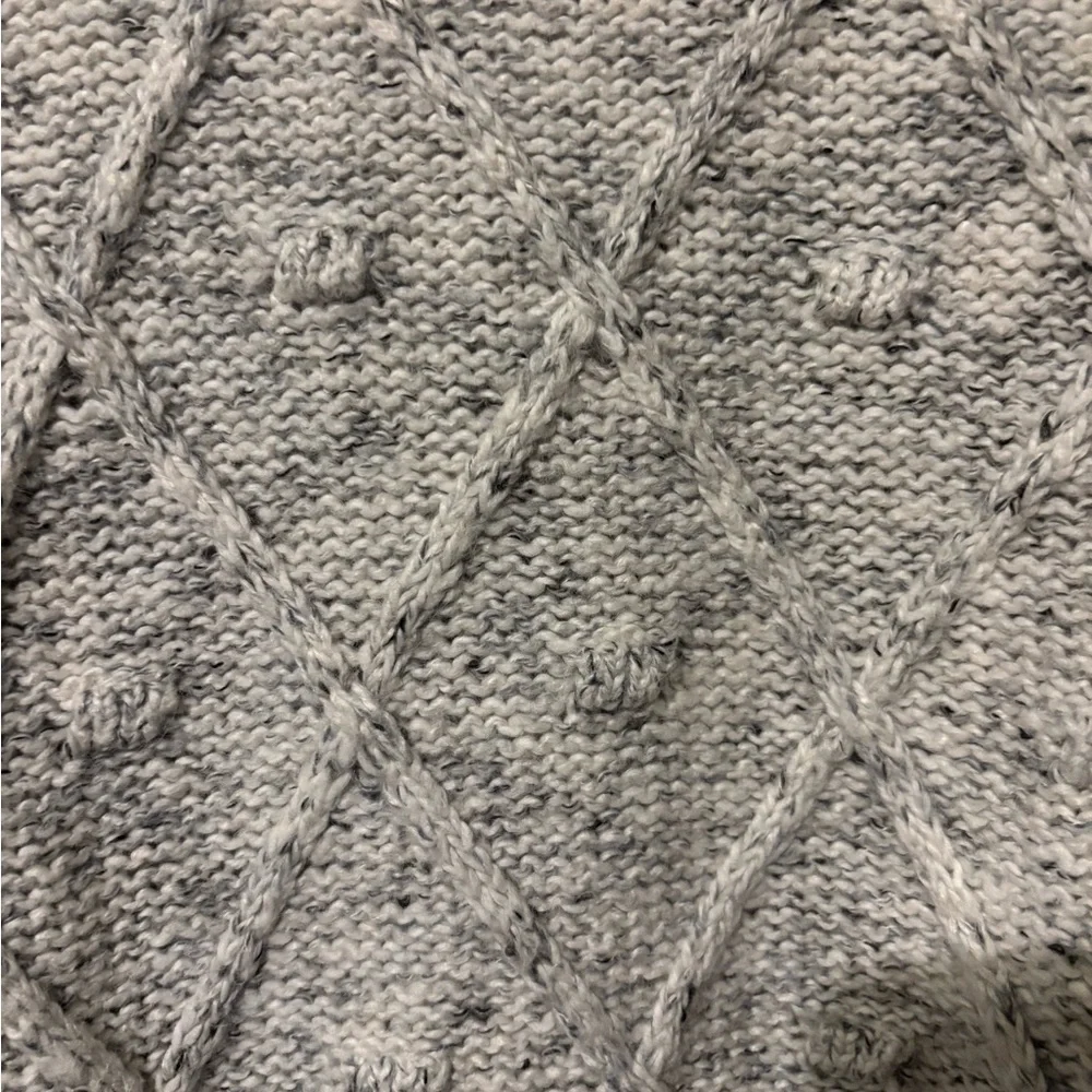 Time and Tru Light Gray Knit Sweater - Picture 3 of 4